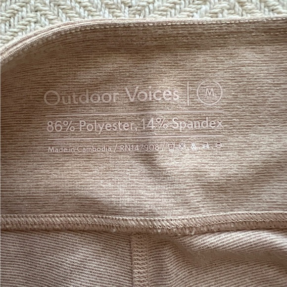 OV | Outdoor Voices Oatmeal Color-blocked Leggings Size Medium - Picture 5 of 6